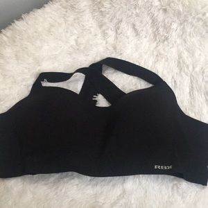Black sports bra